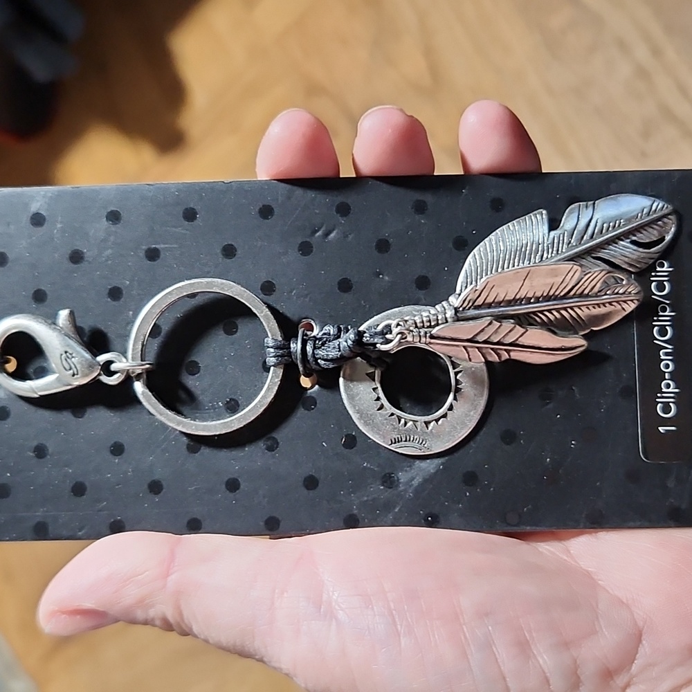 GRACE ADELE Purse Clip on Amulet Feathers Silver Tone